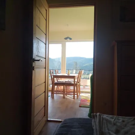 V4 Kilatoterasz Emelet Apartmán Nagymaros