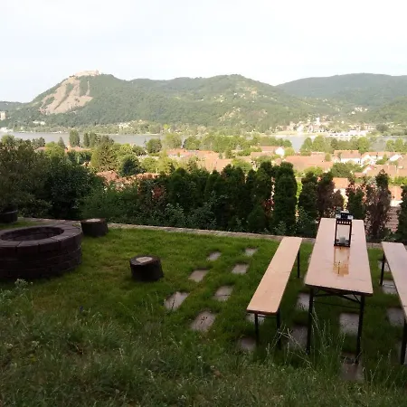 V4 Kilatoterasz Emelet Apartment *