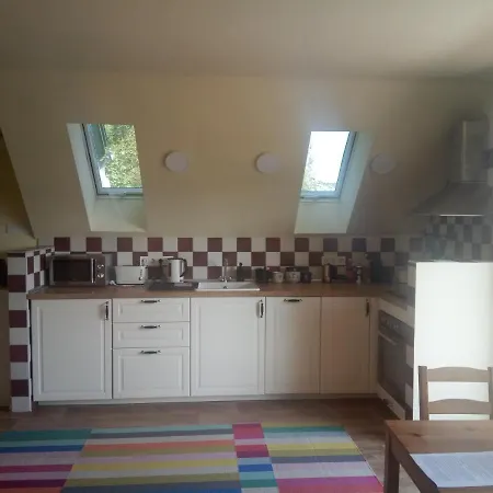 V4 Kilatoterasz Emelet Apartmán Nagymaros